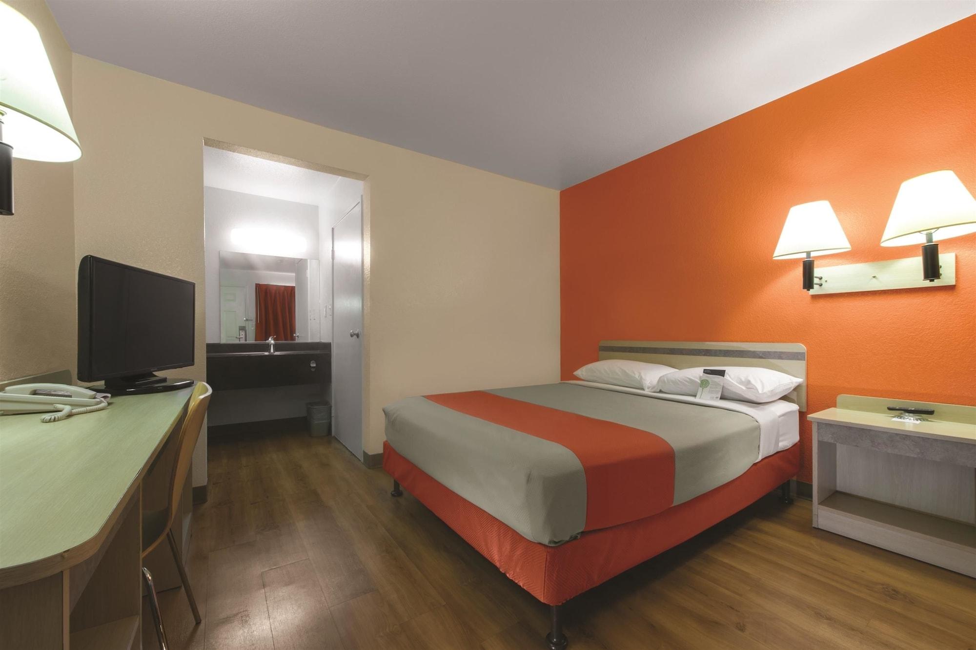 Motel 6-Niantic, Ct - New London エクステリア 写真