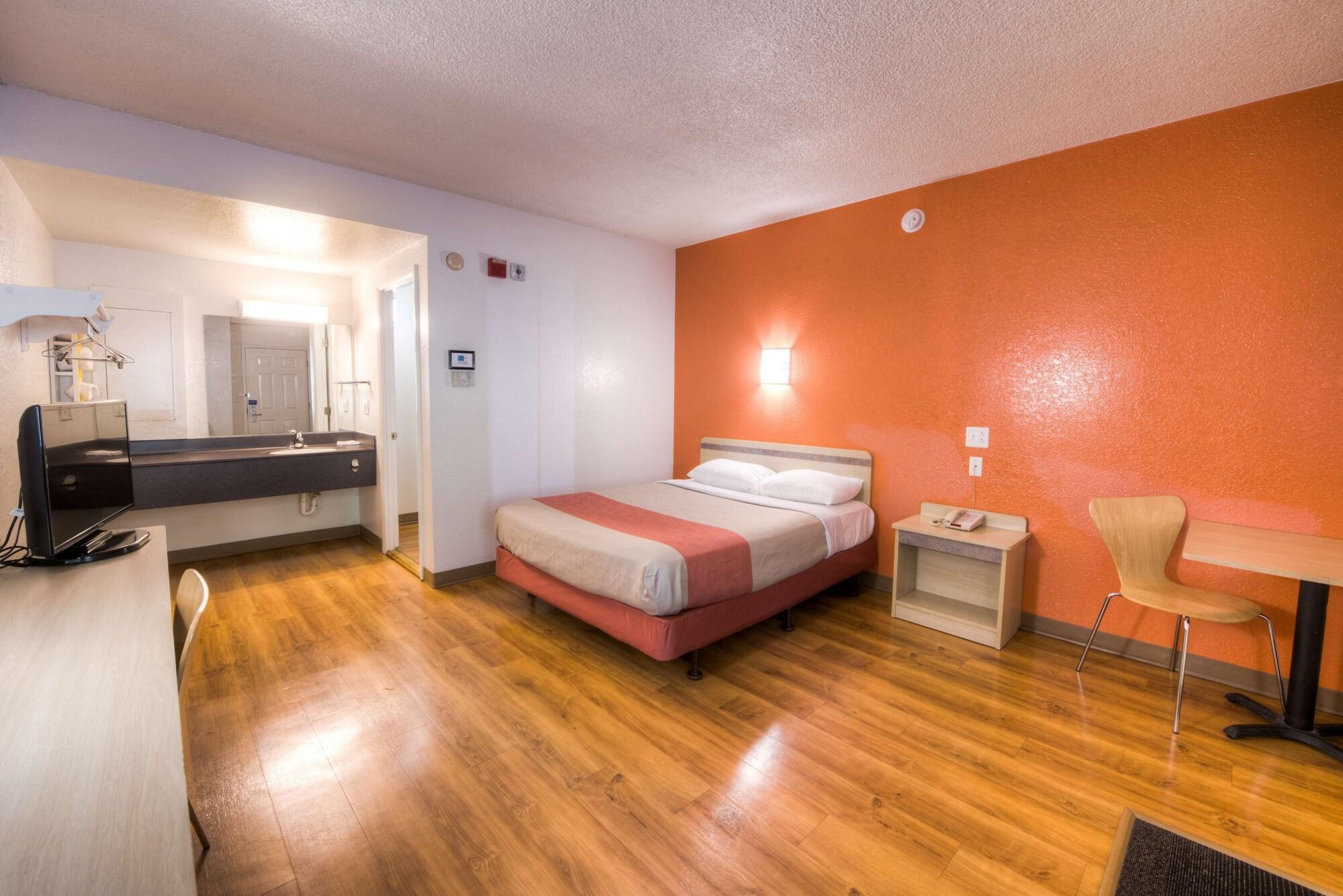 Motel 6-Niantic, Ct - New London エクステリア 写真
