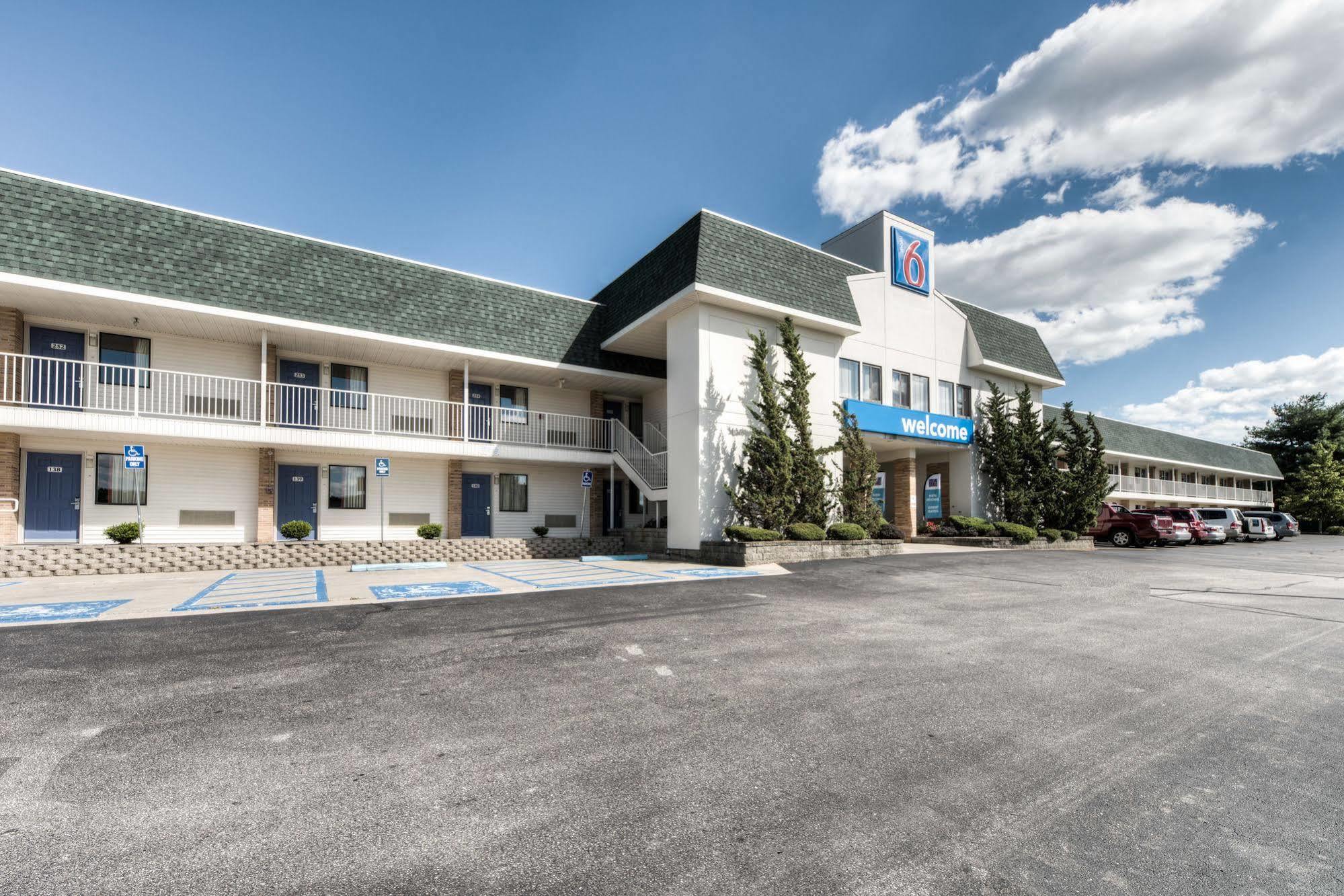 Motel 6-Niantic, Ct - New London エクステリア 写真