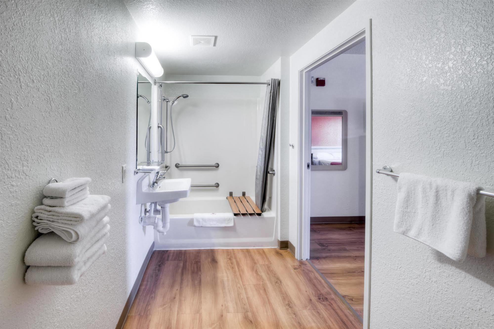 Motel 6-Niantic, Ct - New London エクステリア 写真