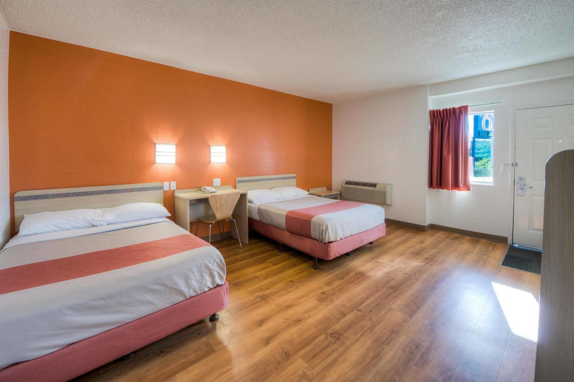 Motel 6-Niantic, Ct - New London エクステリア 写真