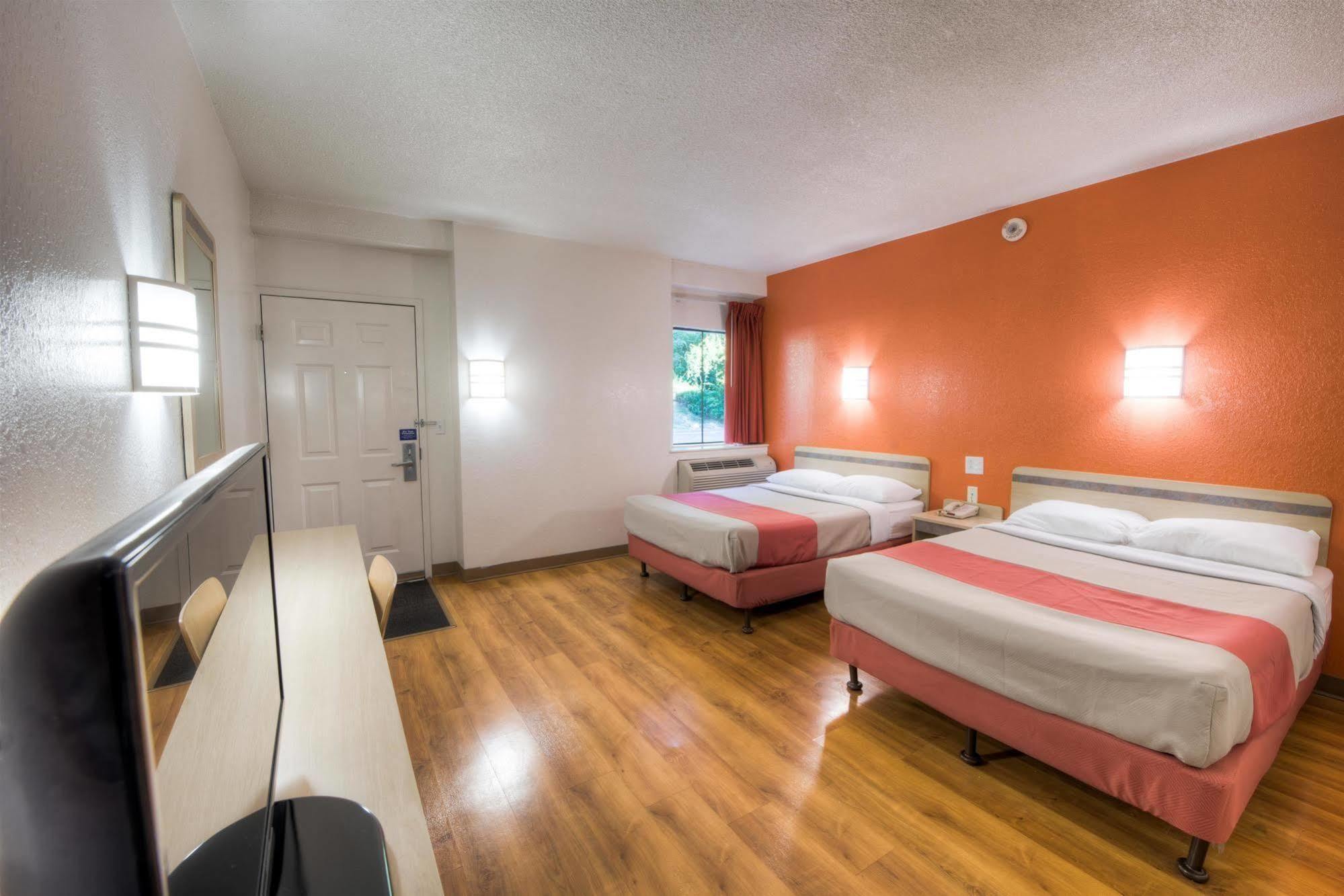 Motel 6-Niantic, Ct - New London エクステリア 写真