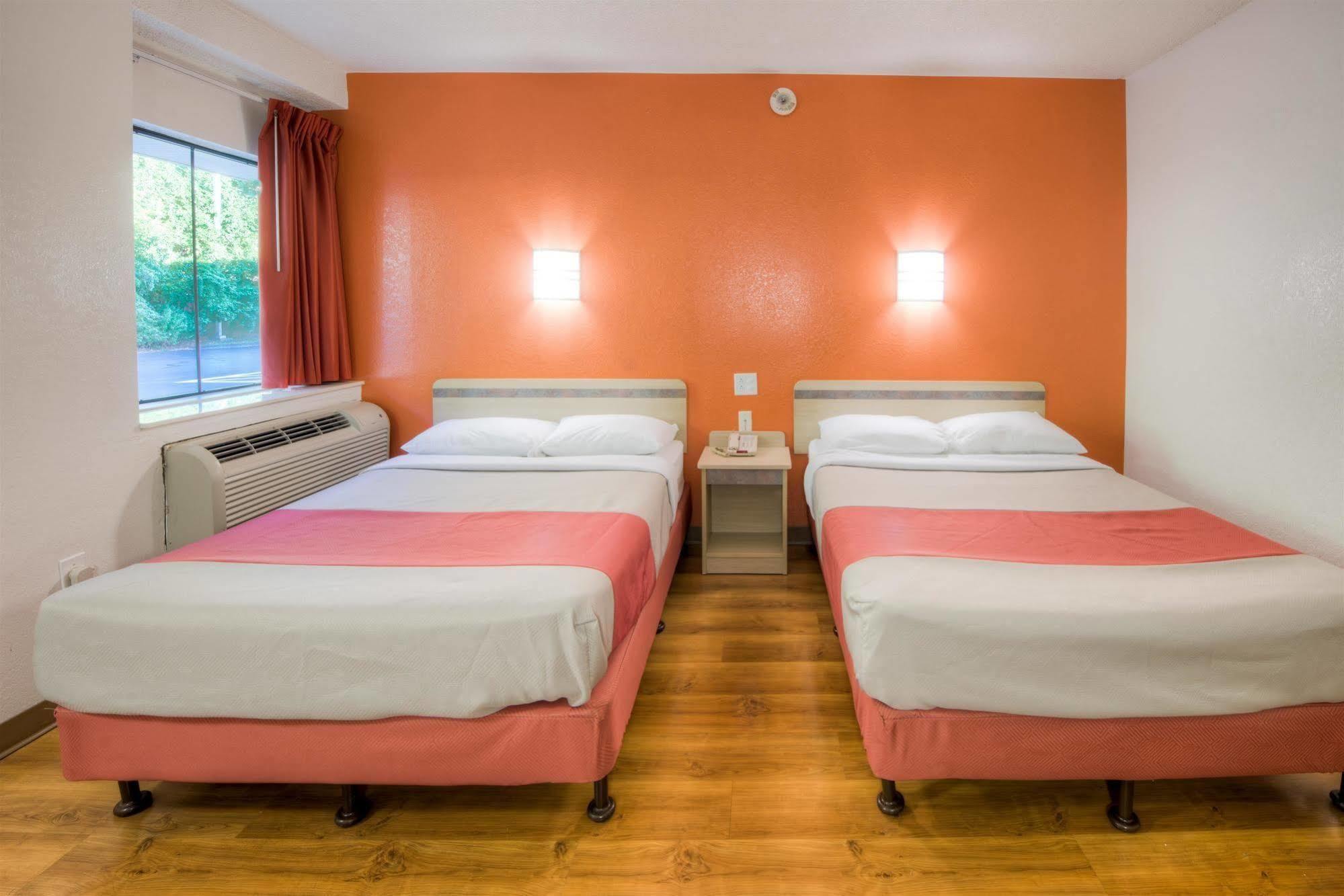 Motel 6-Niantic, Ct - New London エクステリア 写真