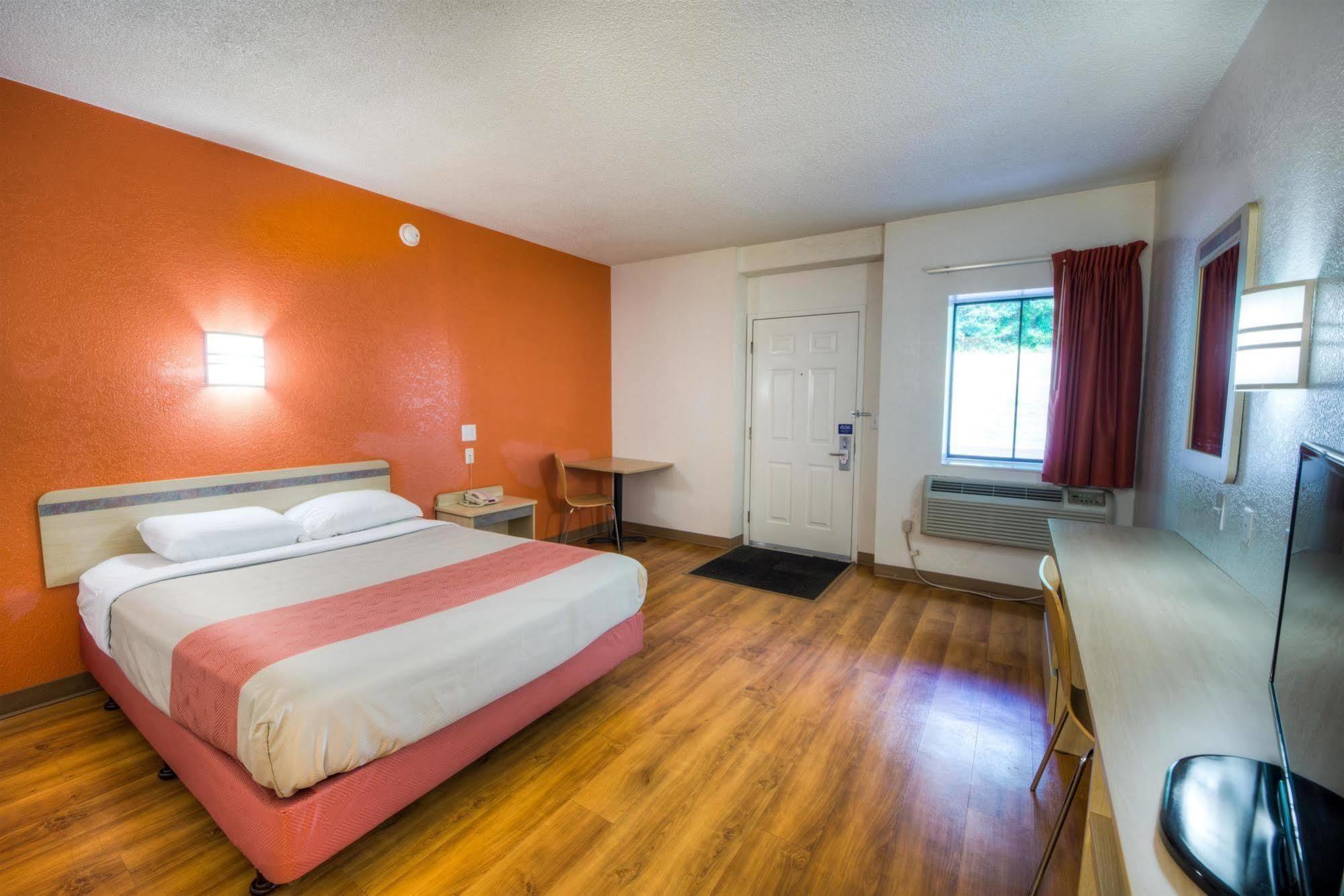 Motel 6-Niantic, Ct - New London エクステリア 写真