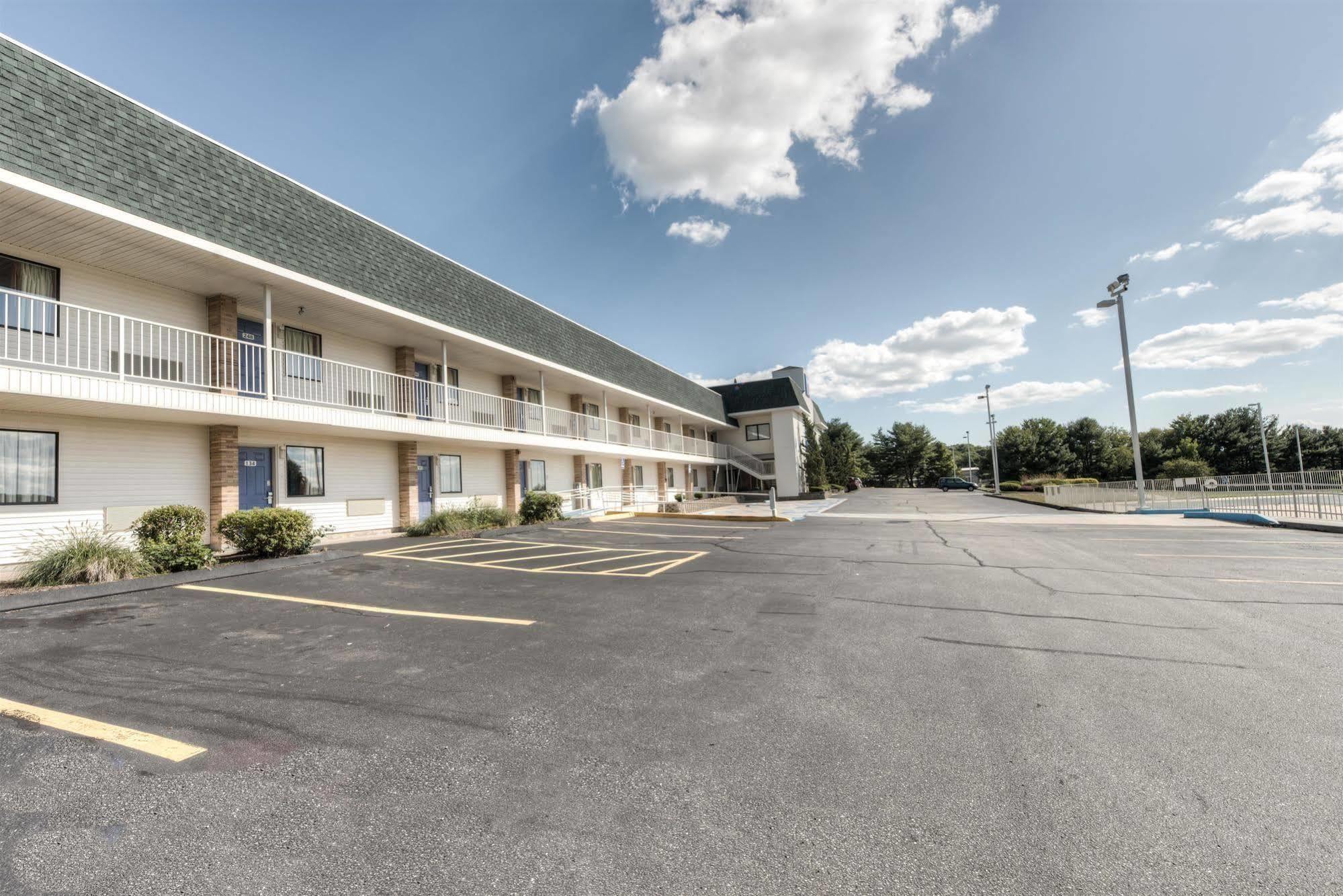 Motel 6-Niantic, Ct - New London エクステリア 写真